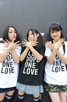 ライムベリー。左からMC MIRI、MC HIME、DJ HIKARU。