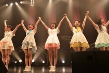 本日4月27日に東京・TSUTAYA O-EASTにて開催された「Dorothy Little Happy Live Tour 2014 ～STARTING OVER～」最終公演の様子。