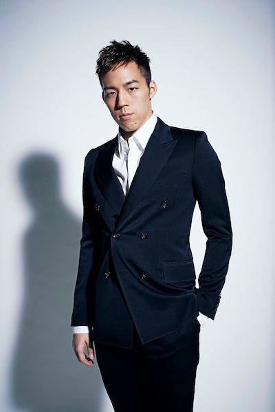 山本世界改めEXILE 世界。