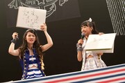 左から勝田梨乃、渡邉幸愛。