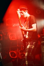 宮川トモユキ（B）