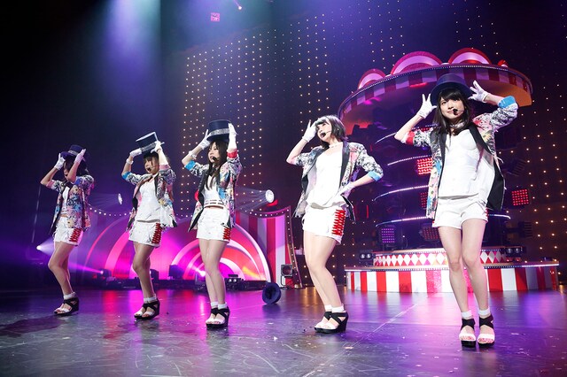 9nine「Wonder Live In サンプラザ」の様子。