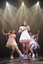 東京・TSUTAYA O-EASTにて4月27日に行われた「Dorothy Little Happy Live Tour 2014 ～STARTING OVER～」最終公演の様子。