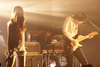 Salley「Salley Live Tour 2014 Spring」東京・LIQUIDROOM ebisu公演の様子。