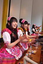 チームしゃちほこ「いいくらし発売記念Free Event Tour」京都公演特典会の様子。