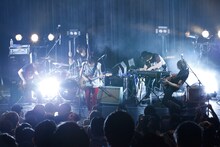 新山詩織「1stライブツアー『しおりごと』」東京・WWW公演の様子。