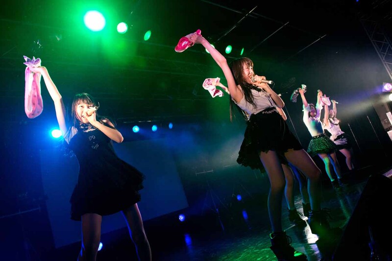 東京女子流「DOUBLE COLOR session1.」ライブの様子。