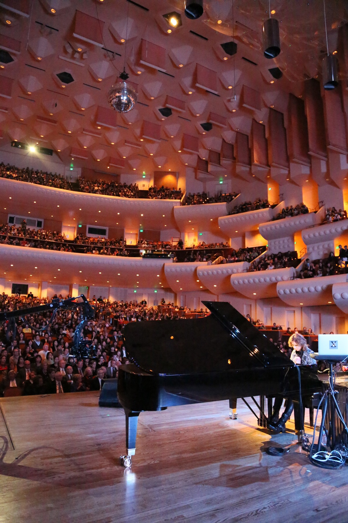 「Yoshiki Classical World Tour」サンフランシスコ公演の様子。