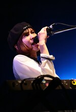 内田万里（Vo, Key / ふくろうず）