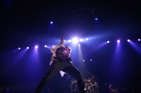 「UVERworld LIVE TOUR 2014 Warm-UP Gig」SHIBUYA-AX公演の様子。