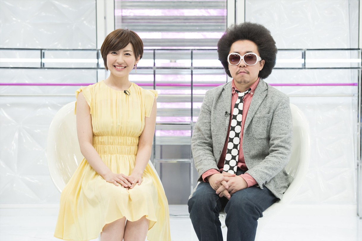 MCを務める池田貴史（レキシ）と黒田有彩。