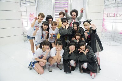 「MUSiC×iD Plus+」出演者による集合写真。