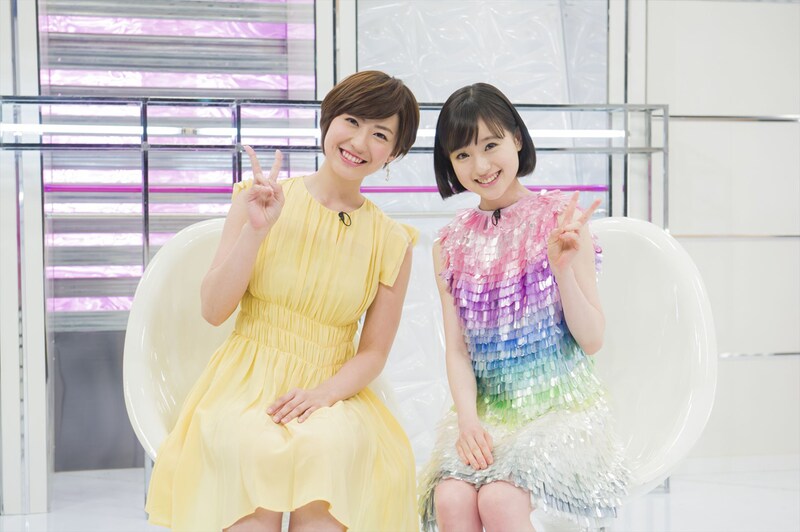 左から黒田有彩、武藤彩未。