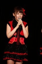 「ラムネの飲み方」をパフォーマンスするSKE48新チームKII。(c)AKS