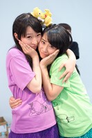 左から大黒柚姫、坂本遥奈。