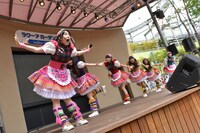 5月3日に東京・東京ドームシティ ラクーアガーデンステージで行われた「いいくらし発売記念Free Event Tour」東京公演の様子。