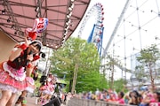 5月3日に東京・東京ドームシティ ラクーアガーデンステージで行われた「いいくらし発売記念Free Event Tour」東京公演の様子。