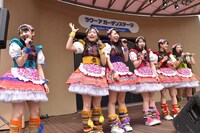 5月3日に東京・東京ドームシティ ラクーアガーデンステージで行われた「いいくらし発売記念Free Event Tour」東京公演の様子。