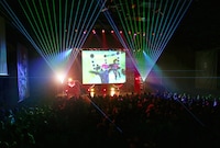 「hide FILM ALIVE～hide Memorial Day 2014～」の様子。