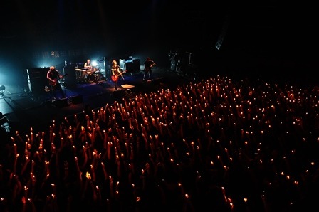 J「Thank You AX!! Good Bye AX!!」5月4日公演の様子。