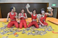 「頭を使え！トランポリンで100万円GET!」撮影中の様子。