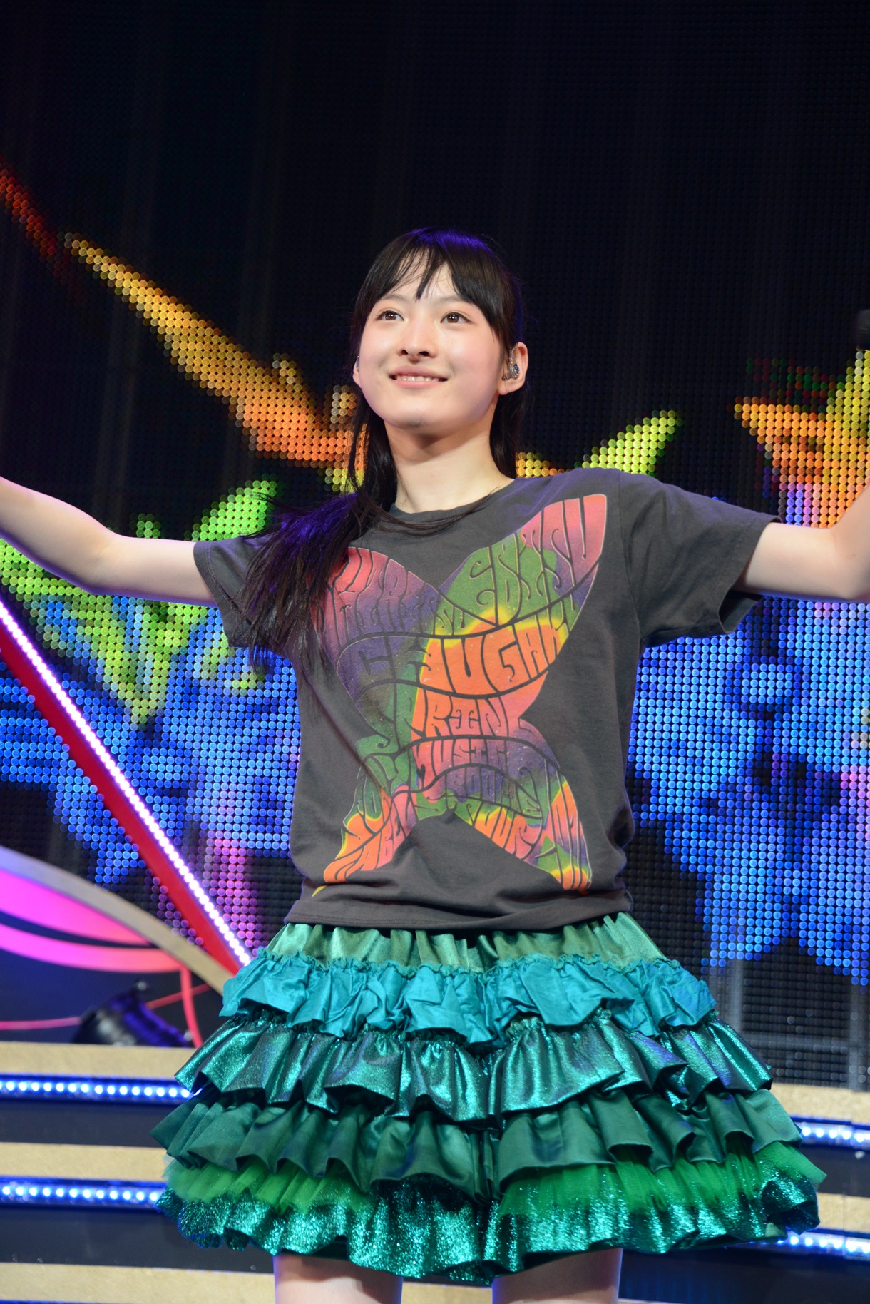 松野莉奈