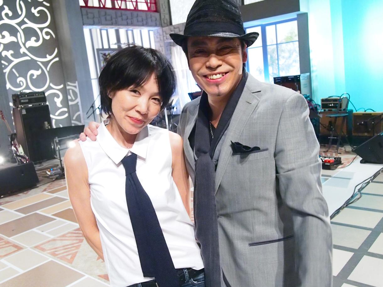 「僕らの音楽」収録時の山下久美子と大澤誉志幸。