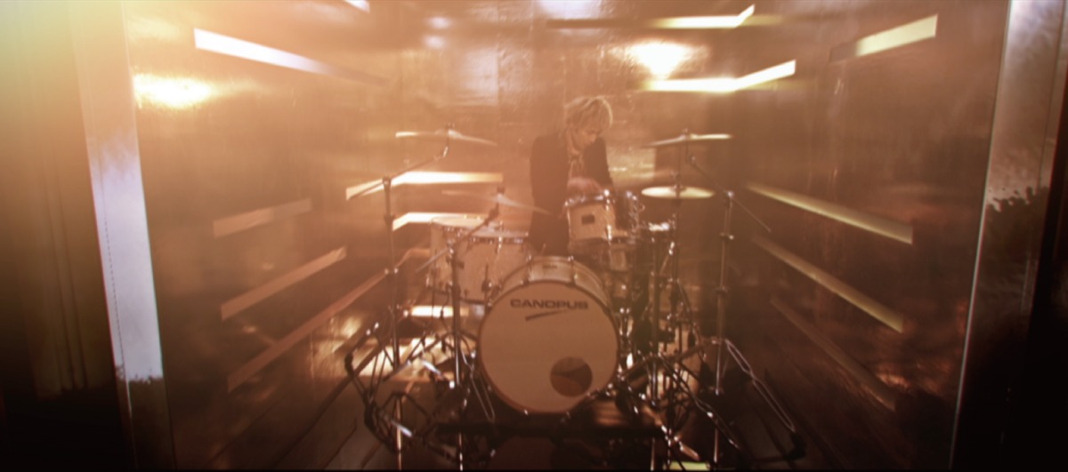 flumpool「ビリーバーズ・ハイ」PVのワンシーン。