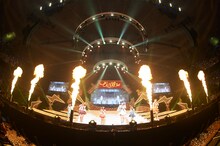 「ちゅるりちゅるりら」を披露するでんぱ組.inc。