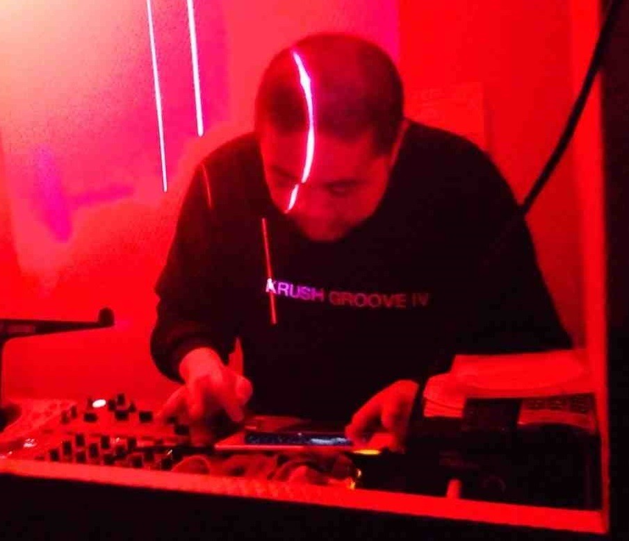 DJ オッチー
