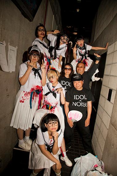 BiS階段 - ぐっちゃぐちゃで狂喜乱舞！BiS階段の壮絶解散ライブ [画像