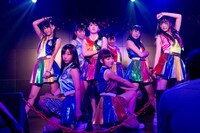 Cheeky Parade「NINE LIVES TOUR～ROAD TO NY～」東京公演の様子。