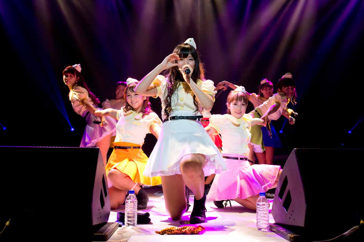 PASSPO☆ワンマンフライト「オススメ機内チャンネル便」の様子。