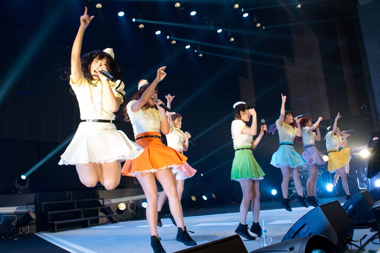 PASSPO☆ワンマンフライト「オススメ機内チャンネル便」の様子。