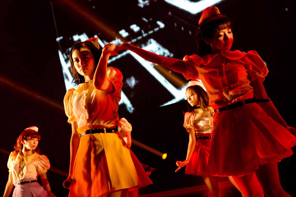 PASSPO☆ワンマンフライト「オススメ機内チャンネル便」の様子。