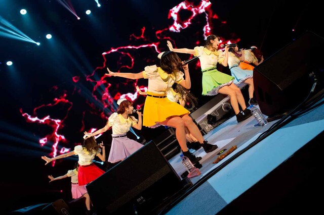 PASSPO☆ワンマンフライト「オススメ機内チャンネル便」の様子。