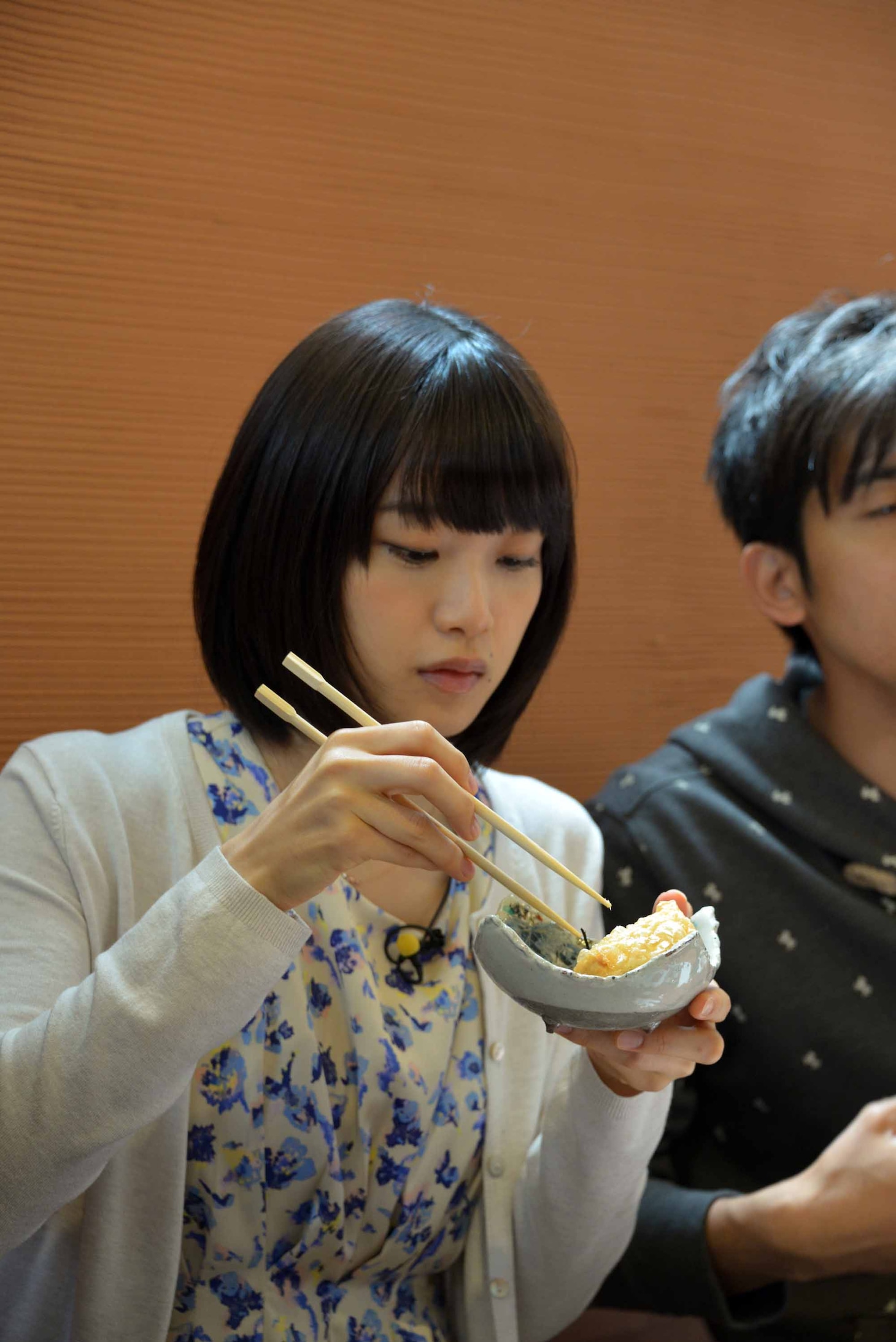 深川麻衣