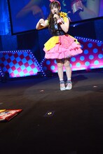 数々のアイドルが通過した“聖地”中野サンプラザのセンターに立つ安藤ゆず。