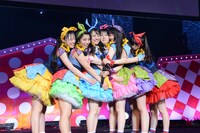 チームしゃちほこ「店長サミット!!! ～ありがとうを伝えきれなくて～」ライブ本編の様子。