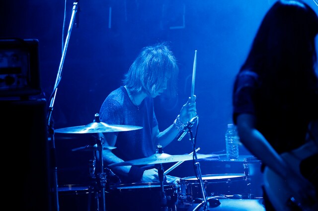 yukihiro（Dr）（撮影：石川浩章）