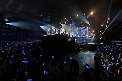 SUPER JUNIOR DONGHAE & EUNHYUK「SUPER JUNIOR D&E THE 1st JAPAN TOUR 2014」日本武道館公演の様子。