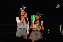 左から玉川来夢（アイドリング!!!）、橋本瑠果（アイドリング!!!）。