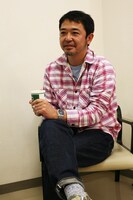 「OCEANUS OT MODEL」を着用する奥田民生。