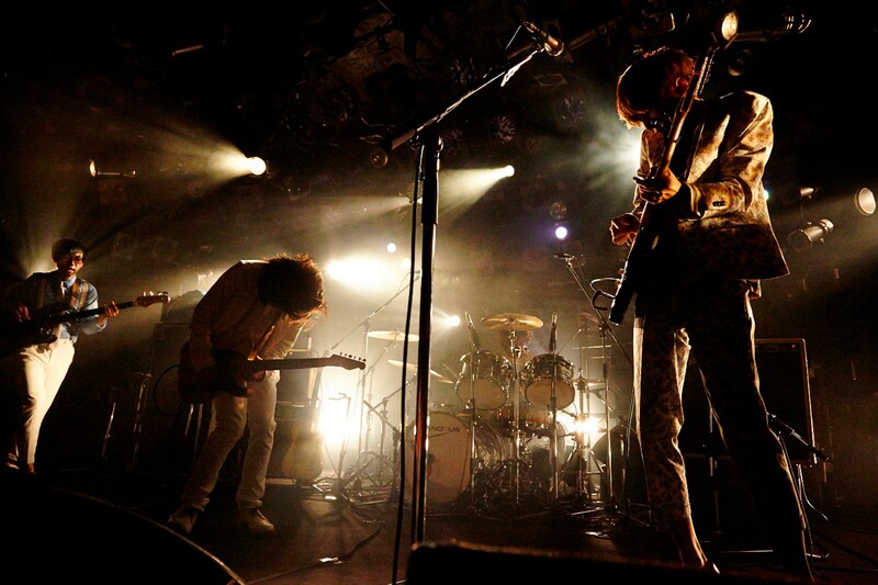 indigo la End「indigo la End TOUR 2014『夜明けの話』」東京・渋谷CLUB QUATTRO公演の様子。