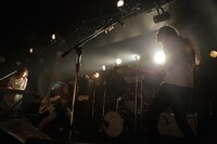 テスラは泣かない。