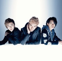 w-inds.「夢で逢えるのに ～Sometimes I Cry～」通常盤ジャケット