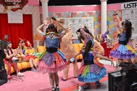 「Ustream大賞受賞記念 24時間いただきますっTV 2014」の様子。