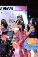 「Ustream大賞受賞記念 24時間いただきますっTV 2014」の様子。