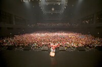 「KPP NANDA COLLECTION WORLD TOUR 2014」Zepp Tokyo公演の様子。