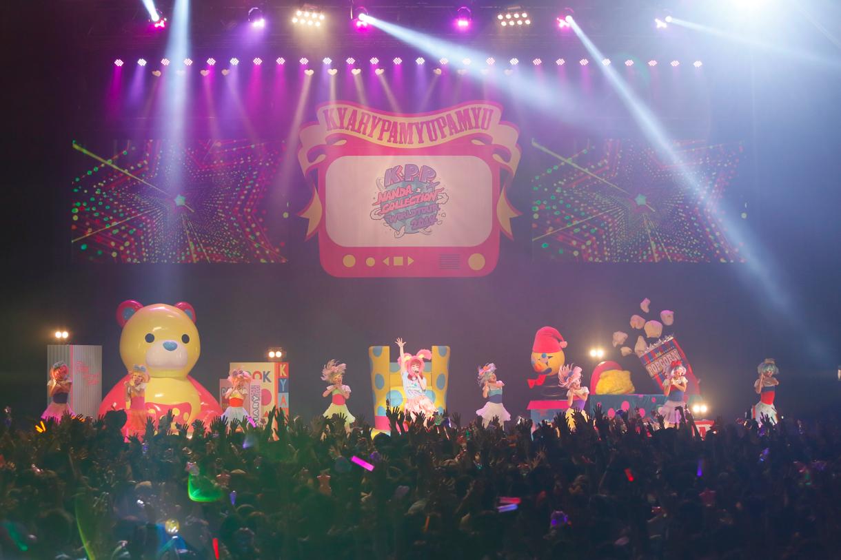 「KPP NANDA COLLECTION WORLD TOUR 2014」Zepp Tokyo公演の様子。